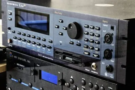 Sonic Differences Between Kurzweil K2000...